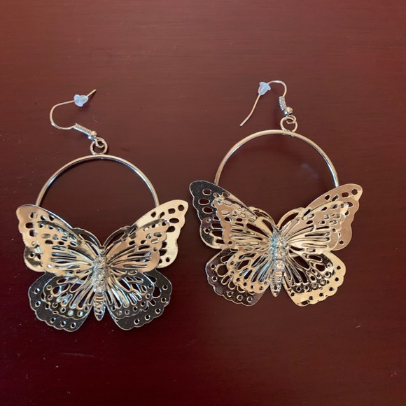 OFFERS! Earrings - Picture 4 of 9